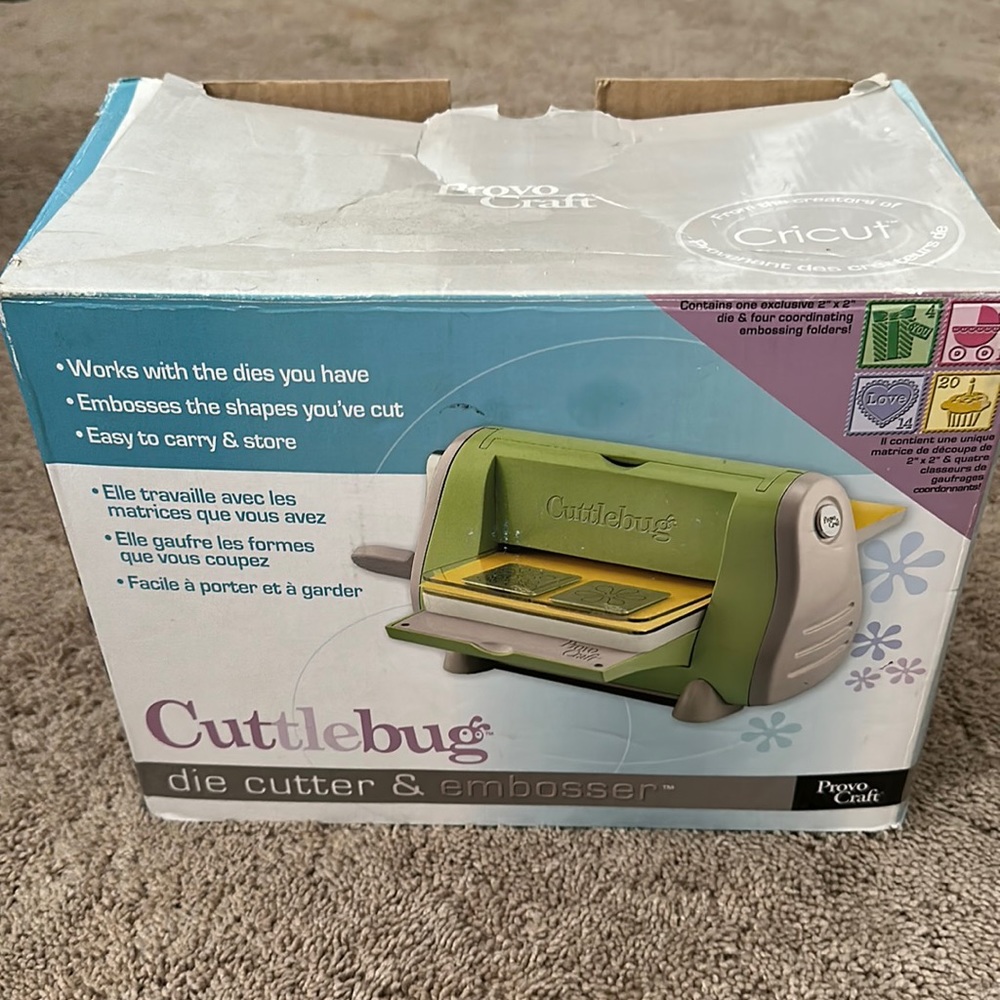 Mini cricut cuttlebug machine like new